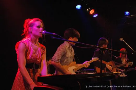 Shout Out Louds