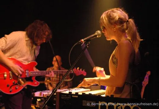 Shout Out Louds