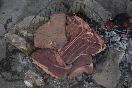 Wenn Männer unter sich sind gibt es Fleisch und Bier
