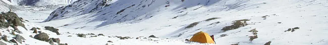Schnee auf dem Weg nach Tibet